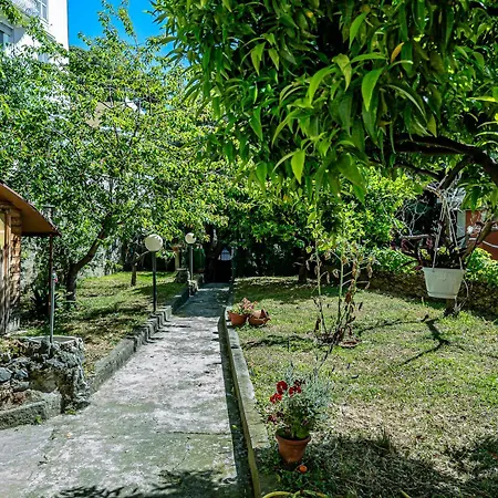 Apartment Center Refuge - Free Parking - Garden - Cruises Savona